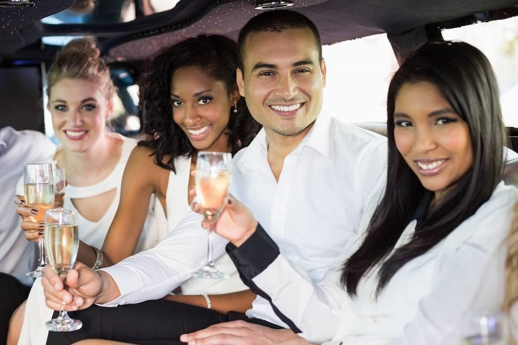 Advantages of Choosing Locally Owned Private Car Service Company over Ride&nbsp;Sharing&nbsp;Apps